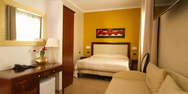 Hotel Flora 4