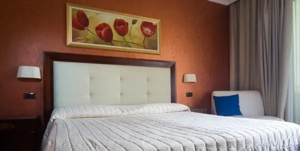 Hotel Flora 5