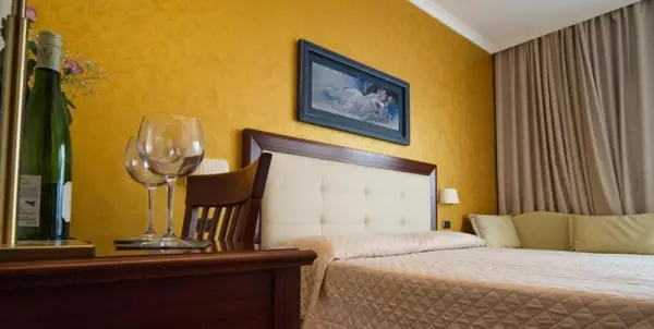 Hotel Flora 8