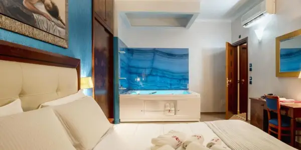 Hotel Flora 9